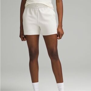 Lululemon Softstreme High Rise Shorts, size 6